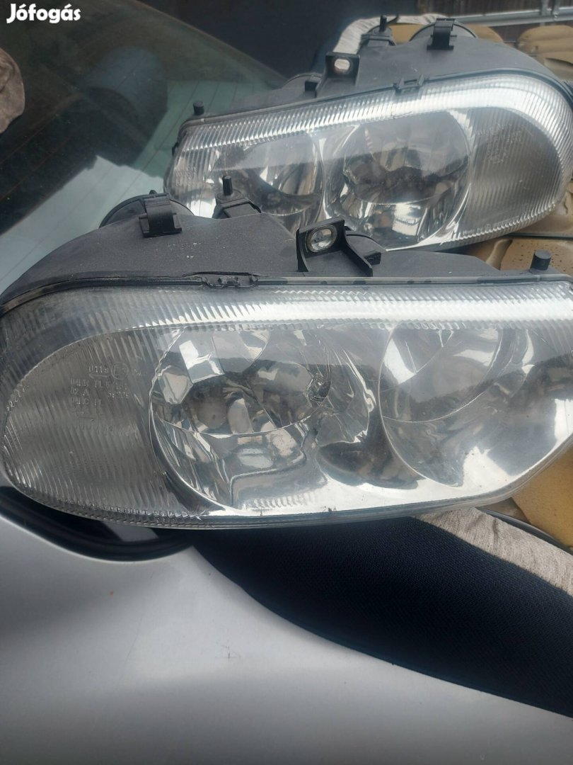alfa 156 1.9jtd 105le lámpák eladó 10000ft/db