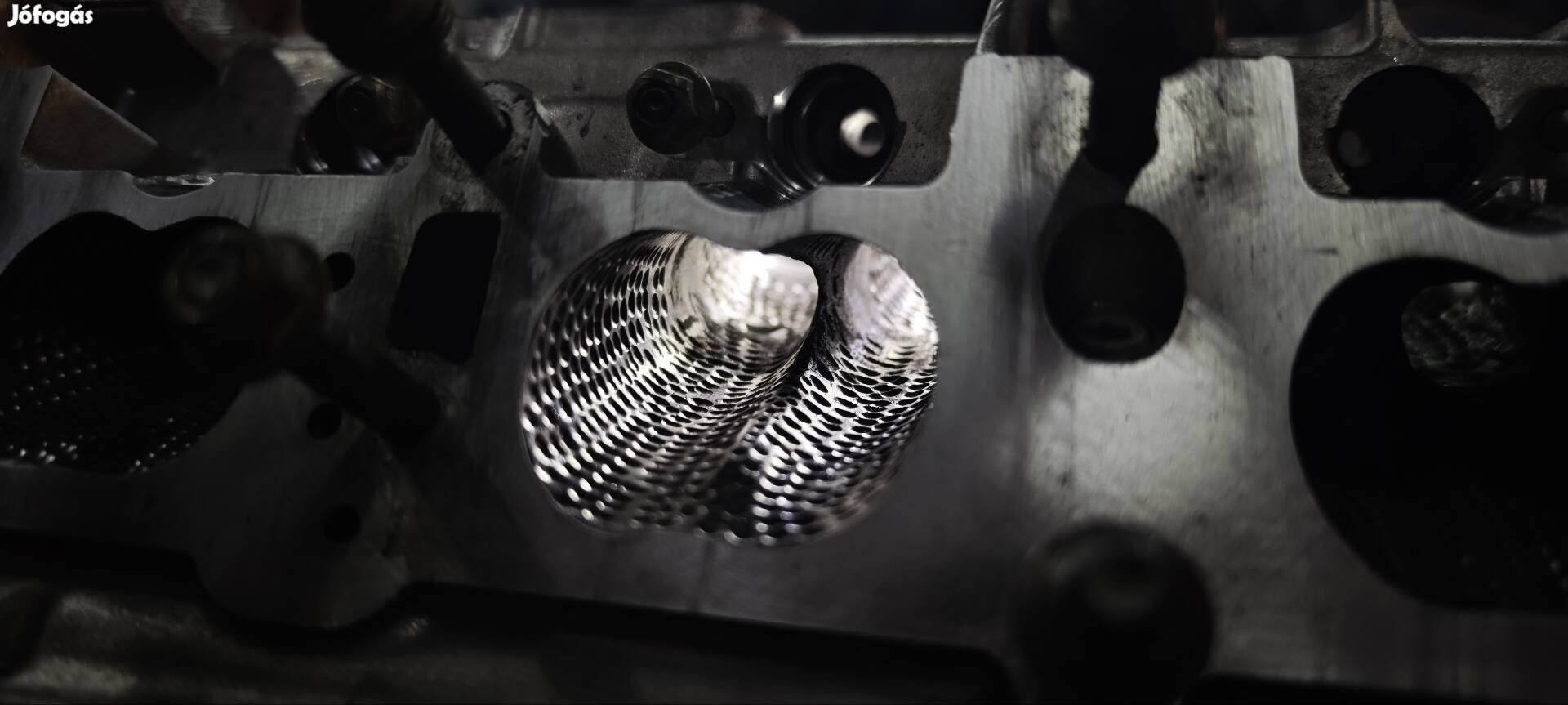 alfa jts 2.0 16v  felújított tuningolt hengerfej 