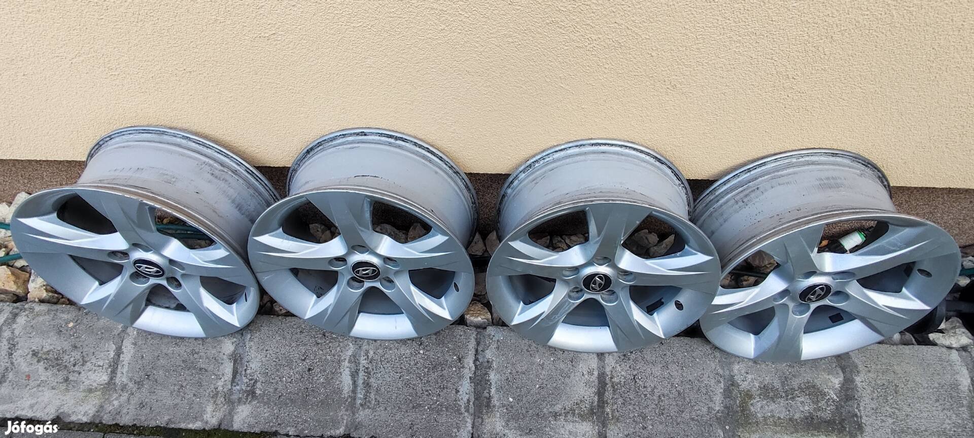 alufelni alu felni 5x114.3 16 col gyári Hyundai jó állapotú 