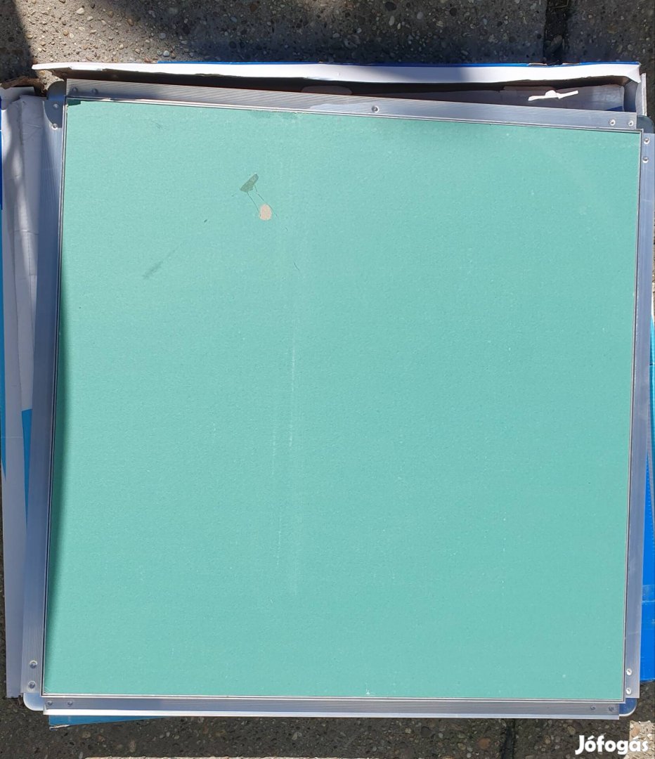 alumínium keretes és gipszkartonos hozzáférési panel 600x600 mm