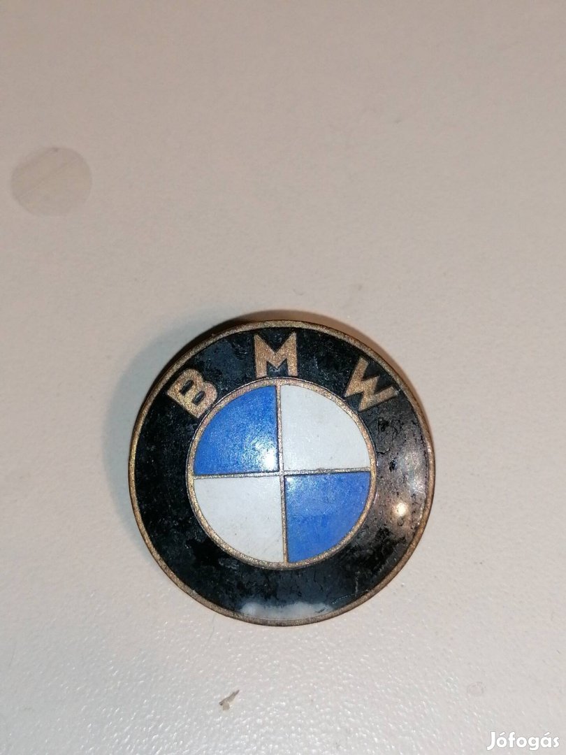 antik BMW jelvény jelzett