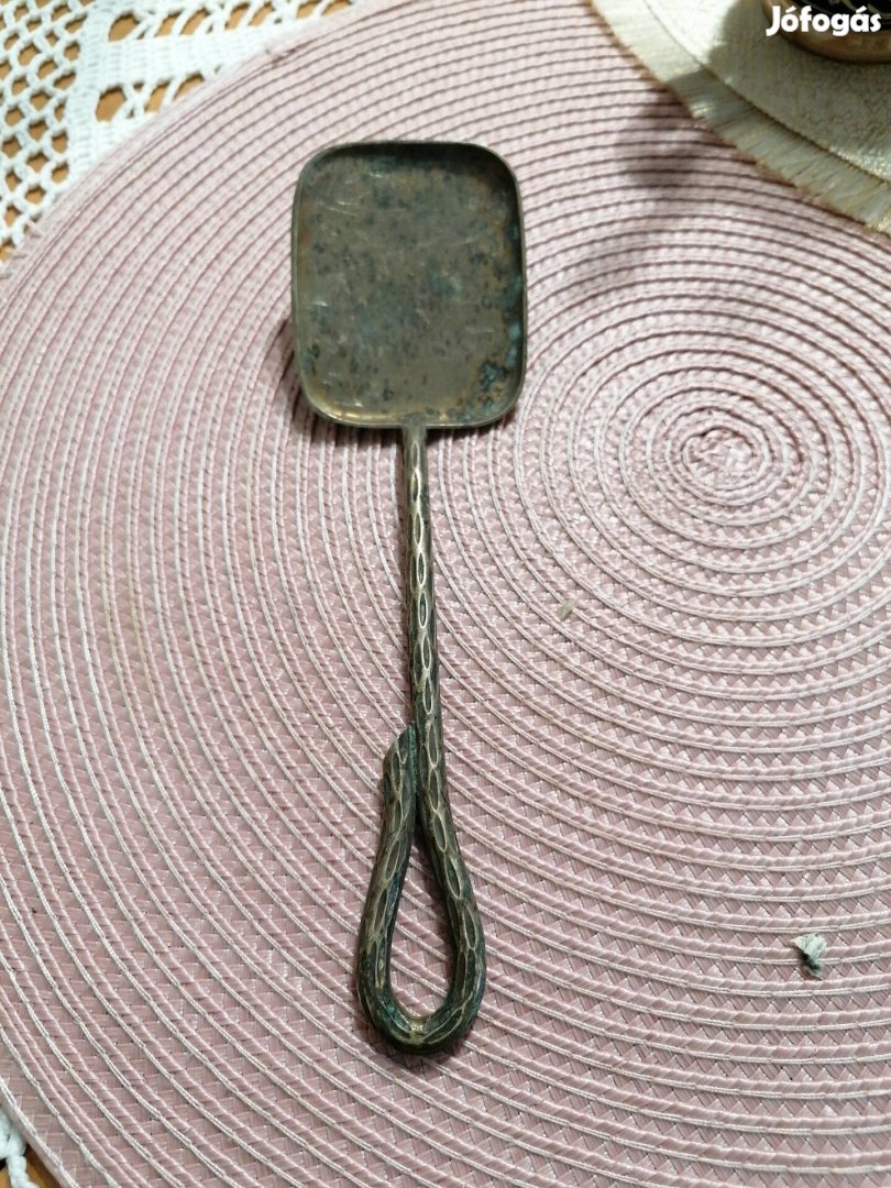 antik kis lapát