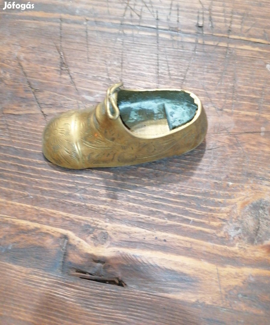 antik réz cipő dísz