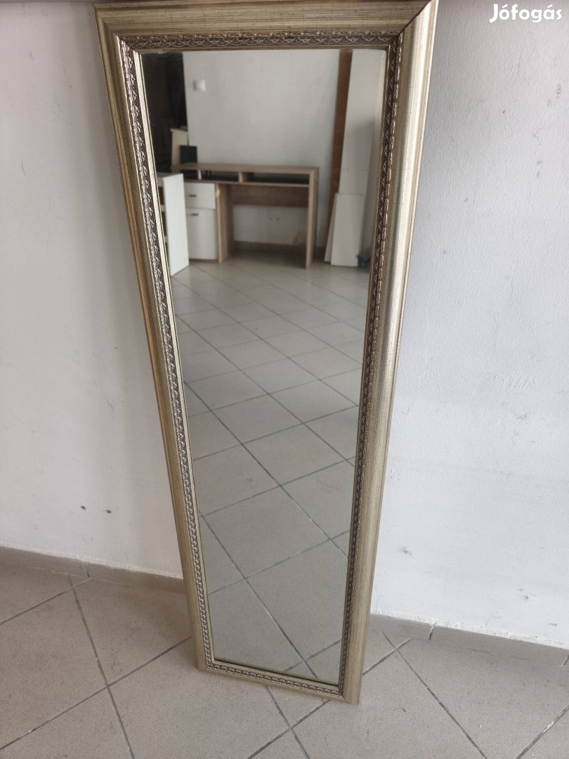 aranykeretes falitükör