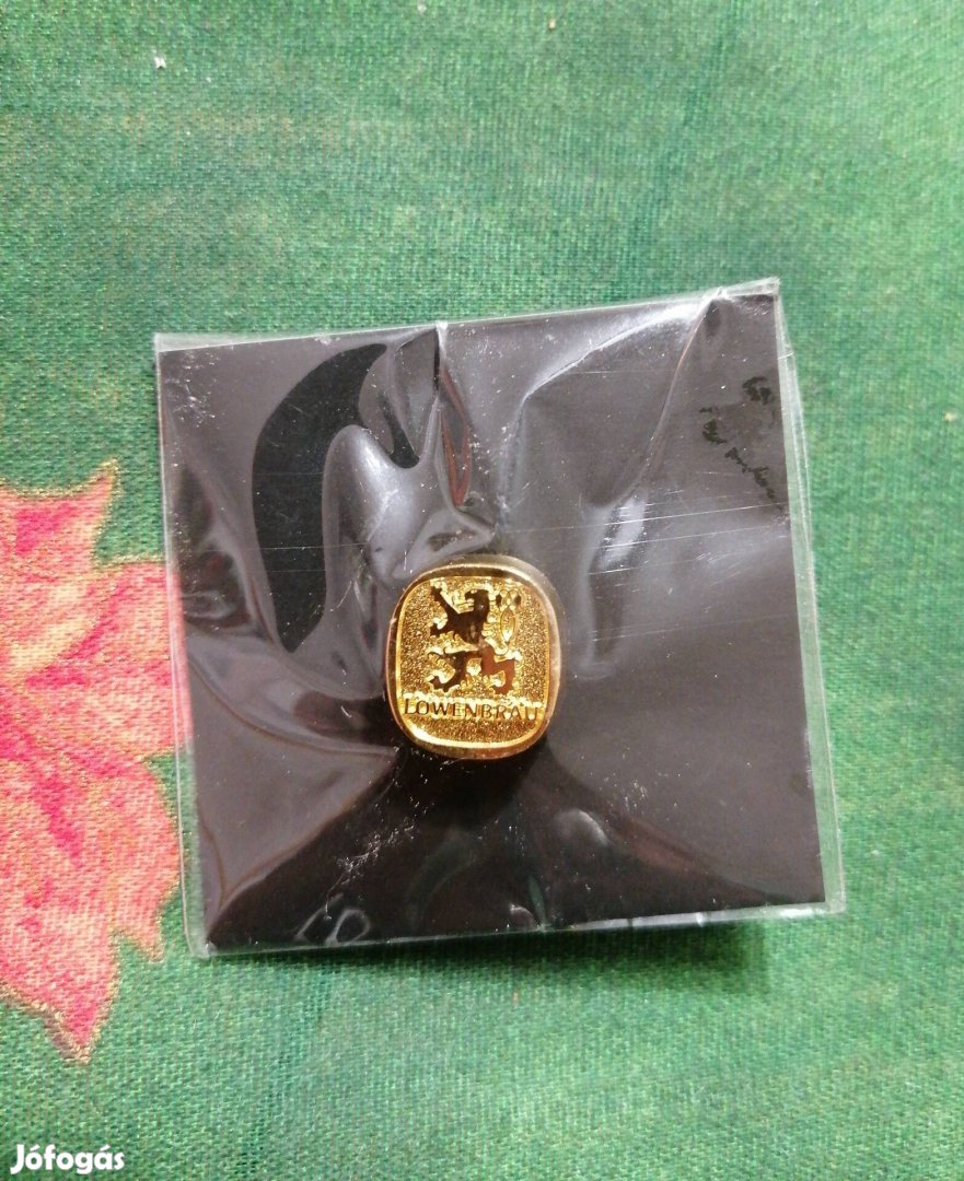 aranyozott Lövenbru kitűző