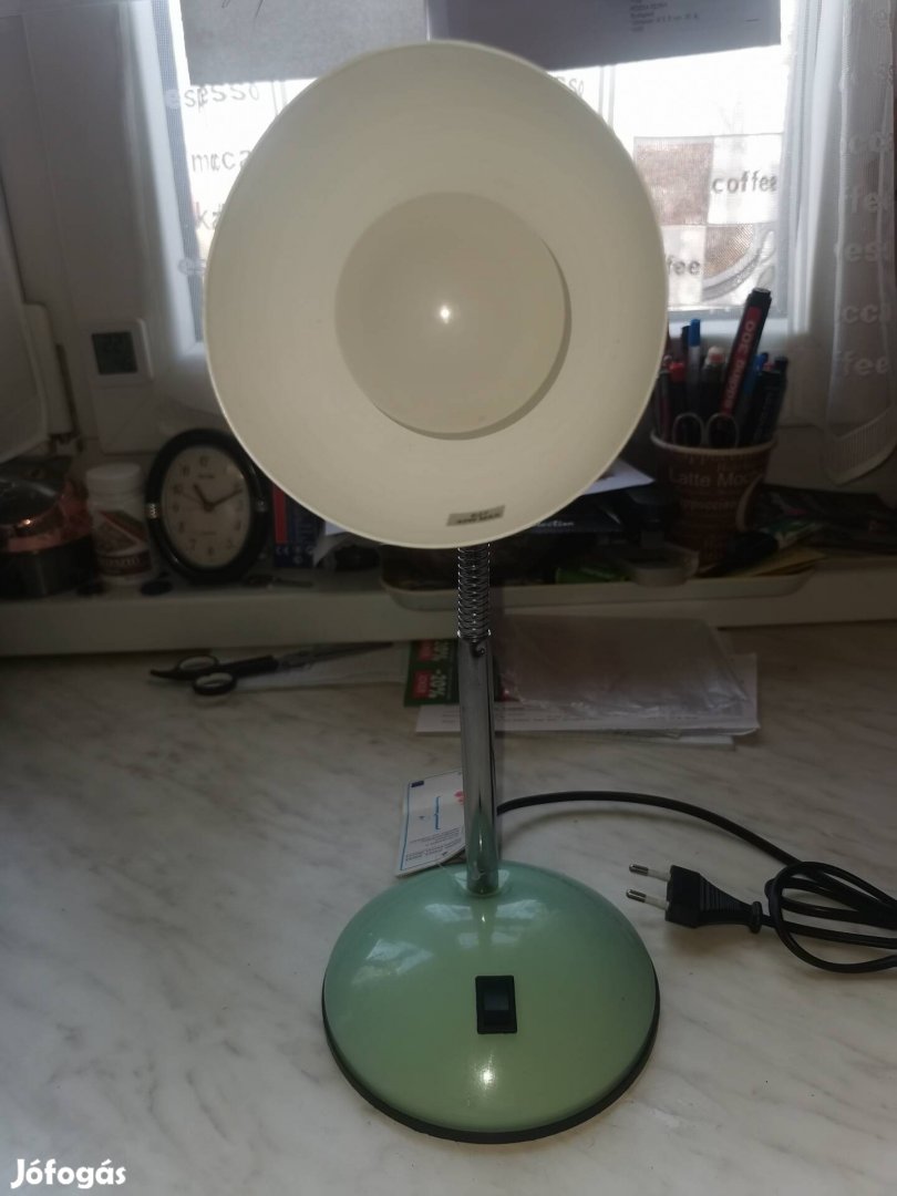 asztali kis lámpa