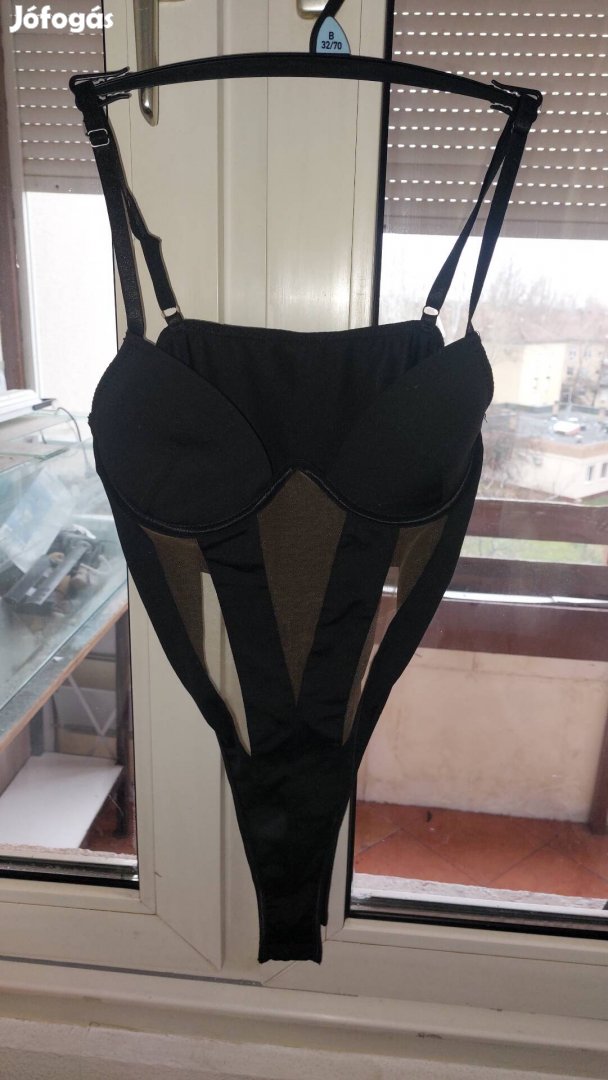 átlátszó csíkos body