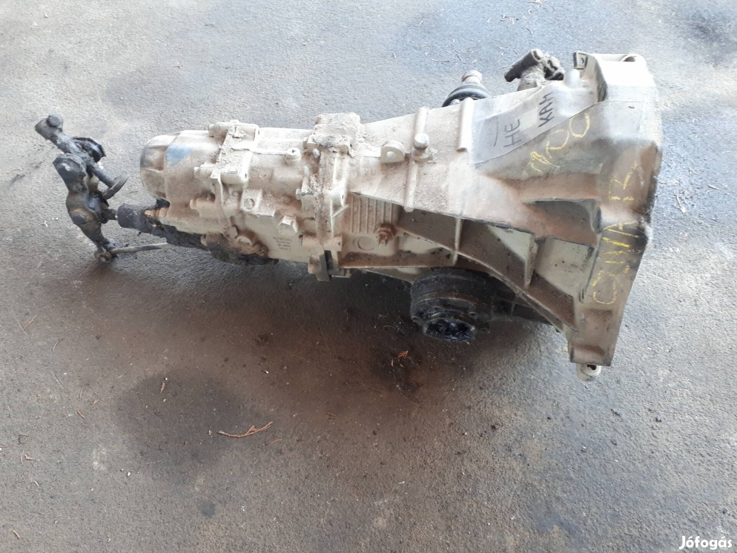 audi 100  C3   szivar  benzines váltó  HE--váltókód 