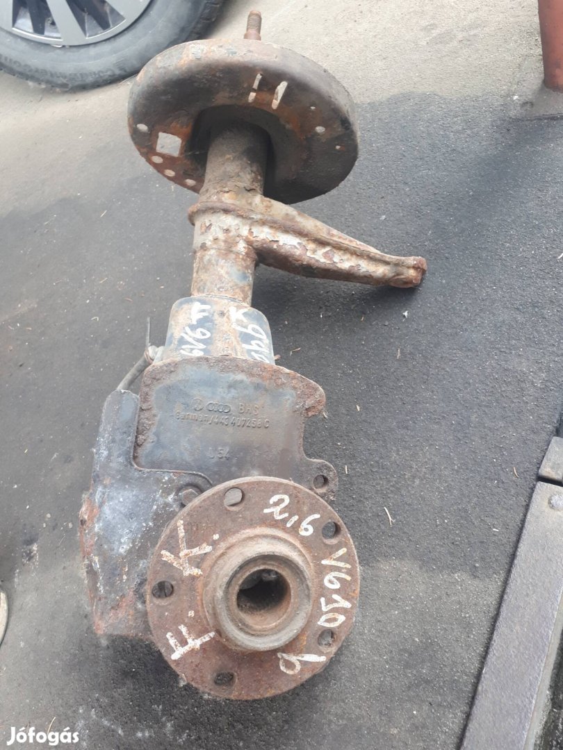 audi a6 c4   1997  jobb első gólyaláb 