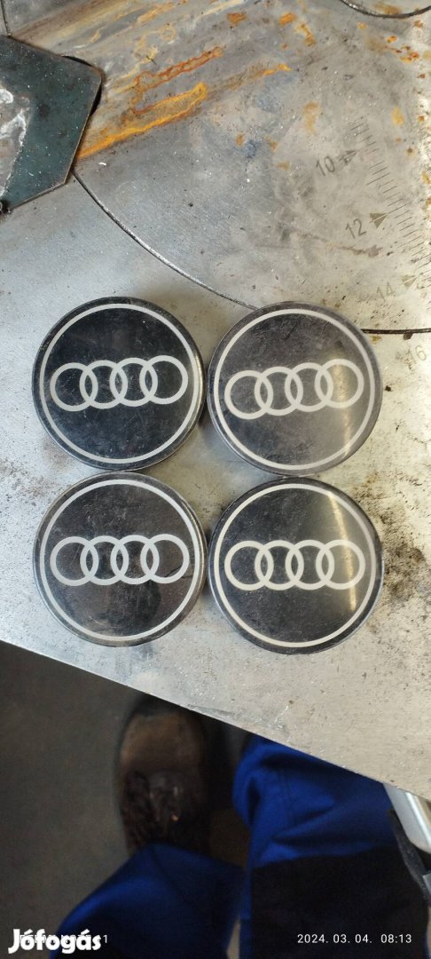 audi fekete kupak szett