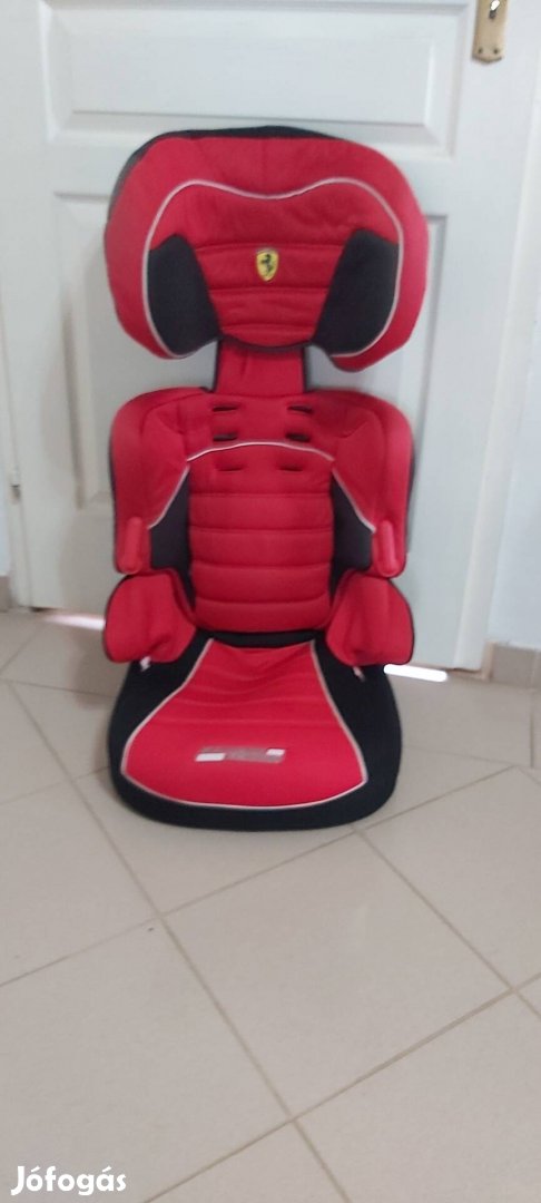 autos gyerekülés 15 - 36 kg használható Ferrari
