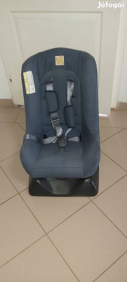 autos gyerekülés 9- 18 kg használható  ll
