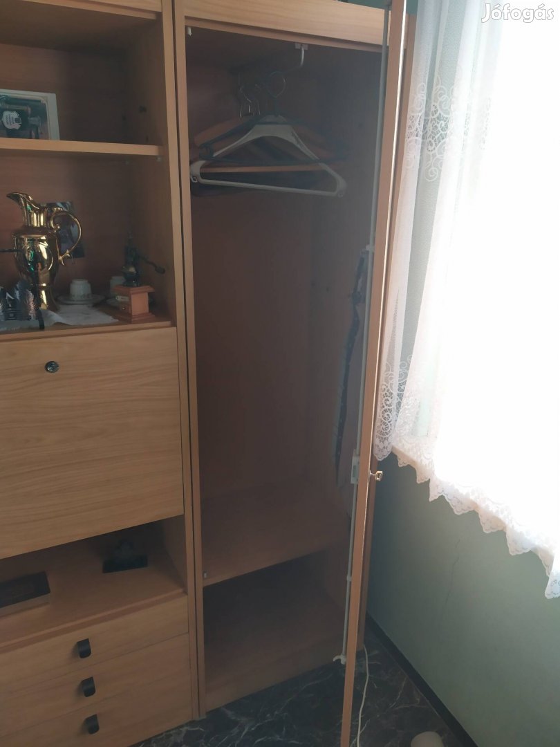 bárszekrény, tároló szekrény