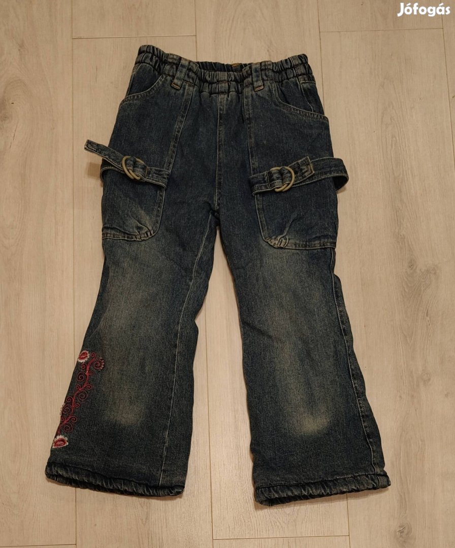 bélelt lány farmernadrág