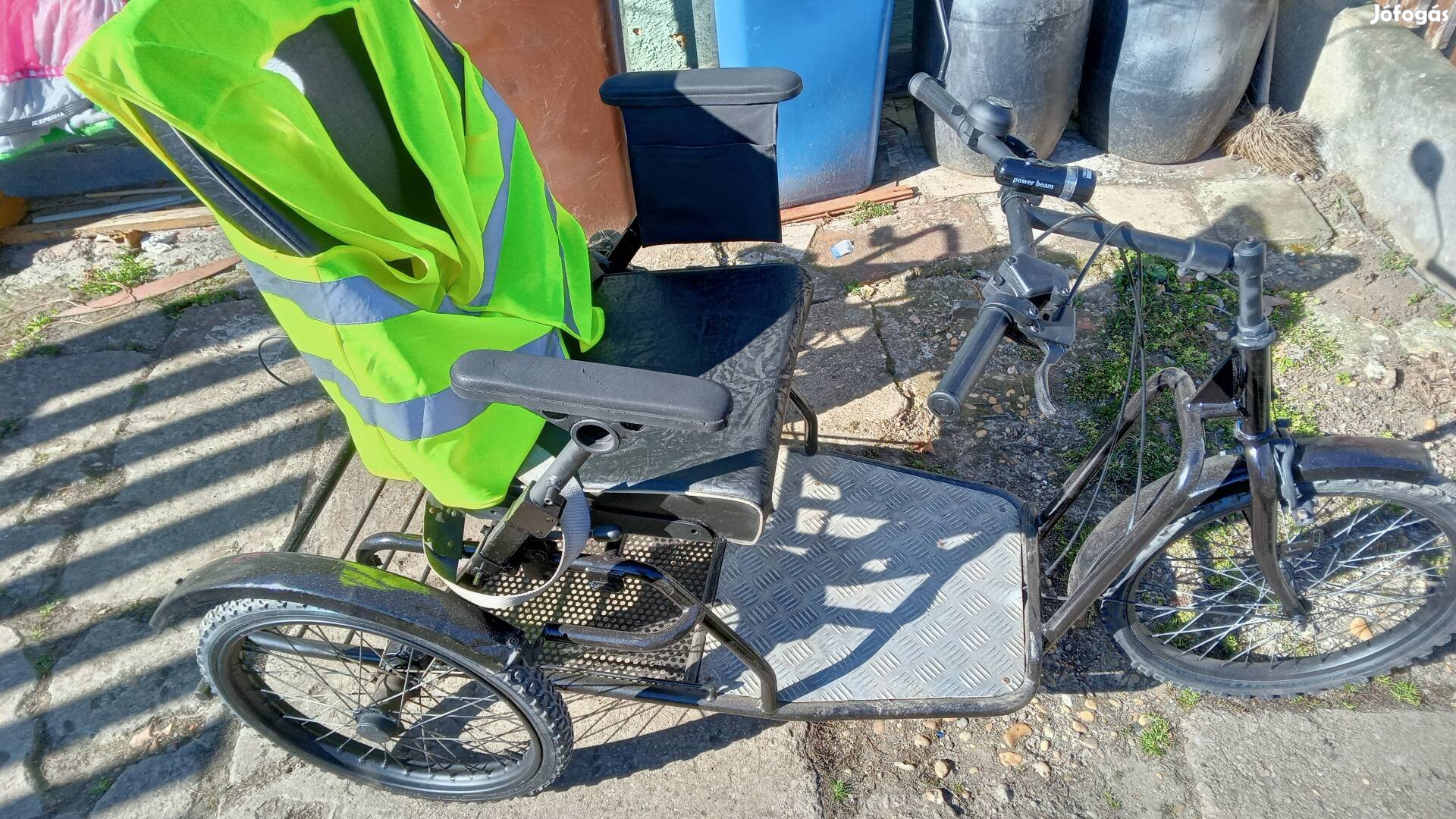 benzines 3 kerekü moped