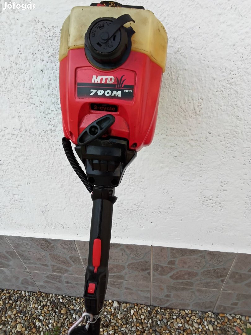 benzinmotoros fűkasza 