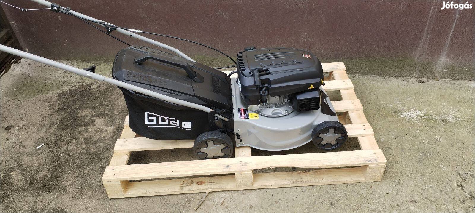 benzinmotoros fűnyíró Güde ECO Wheeler 415 R