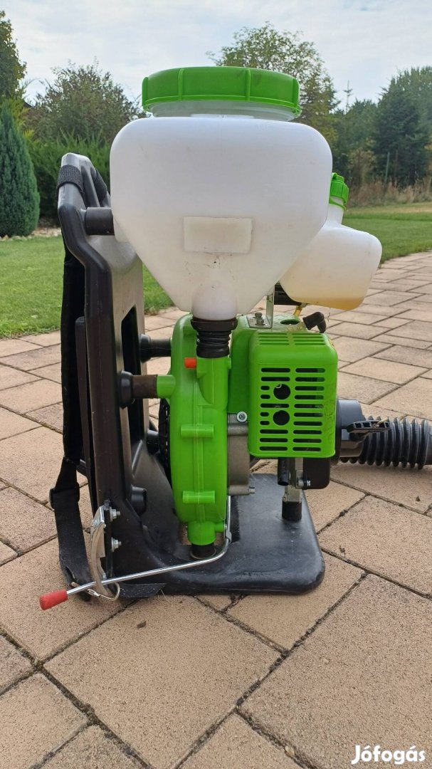 benzinmotoros háti permetező Expert Xsp14GV2 