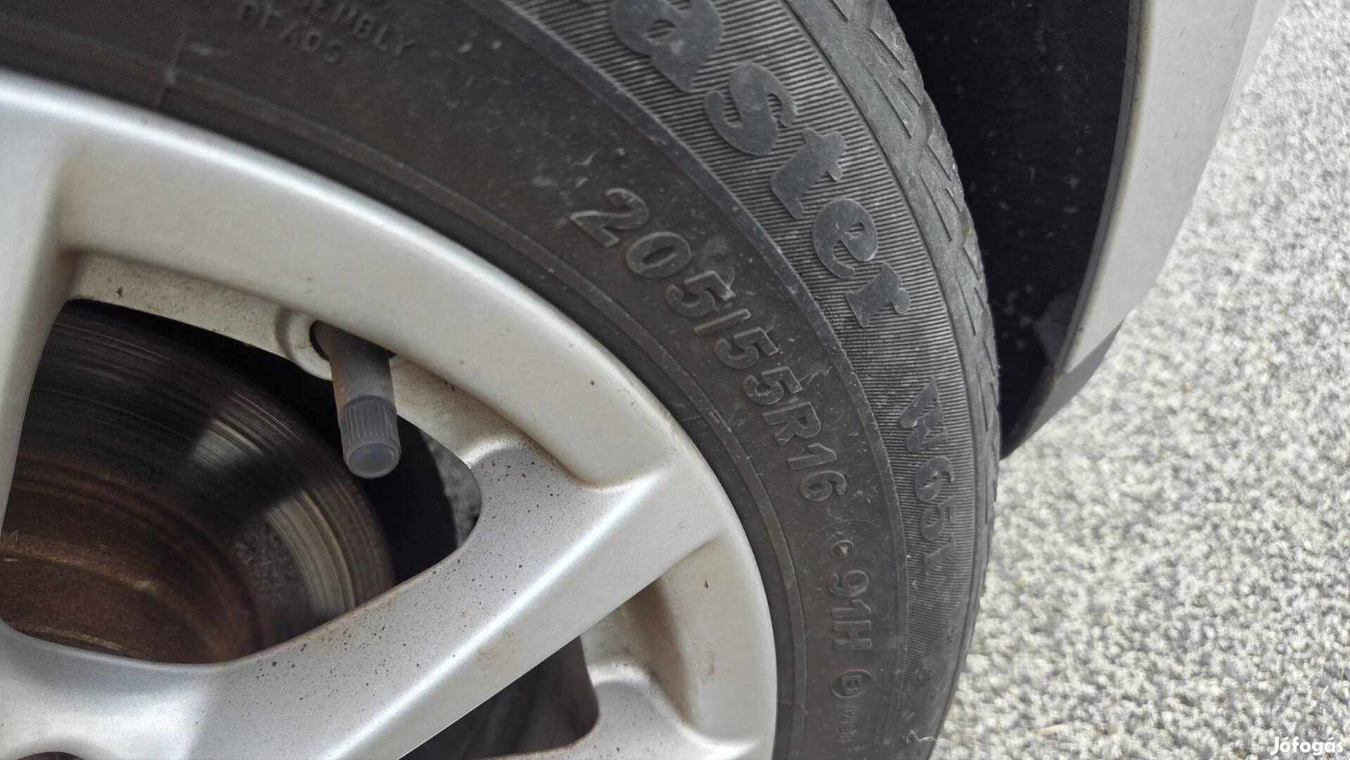 bmw 16 colos felni jo teli gumikkal