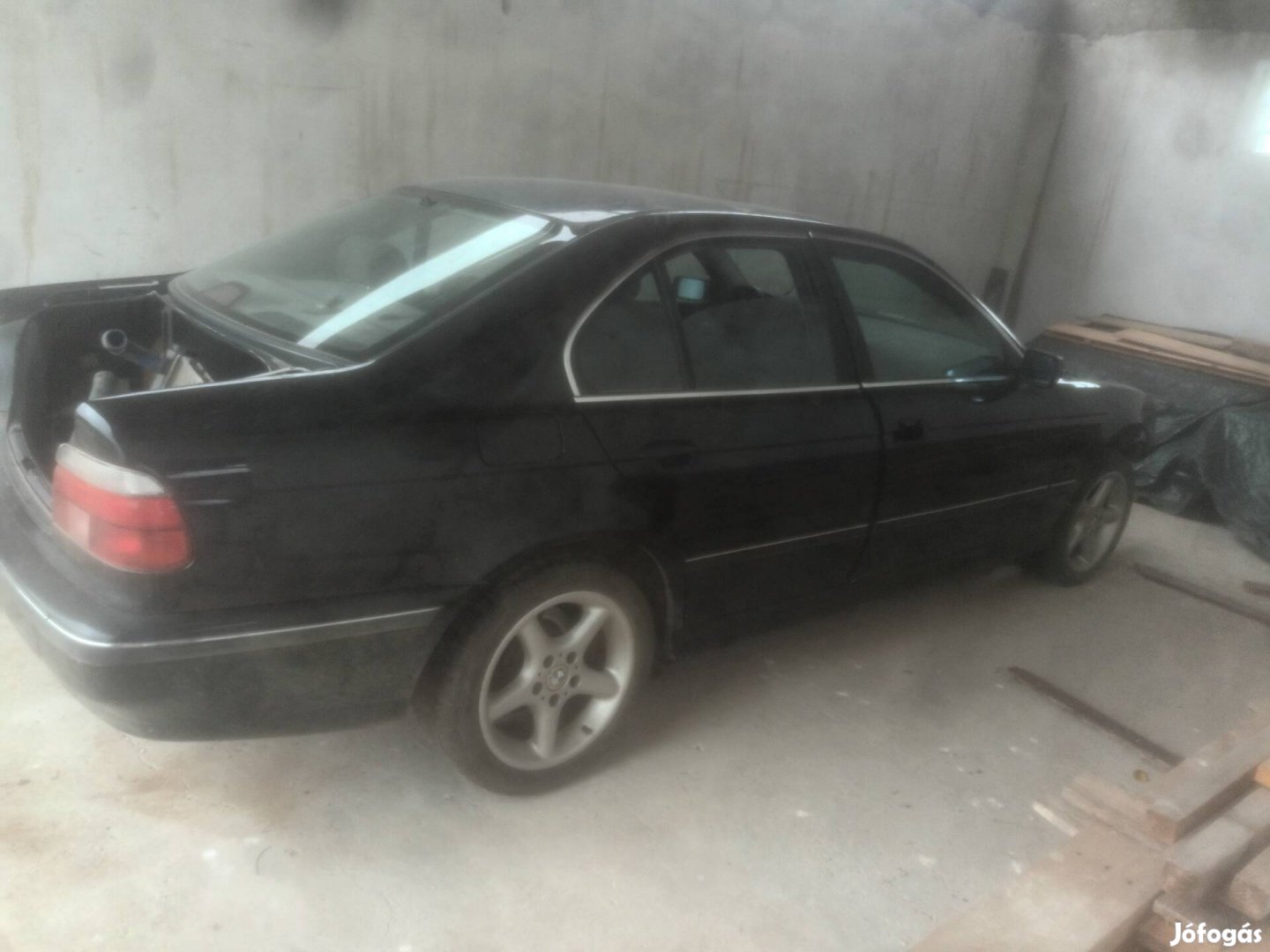 bmw 520 i bontás