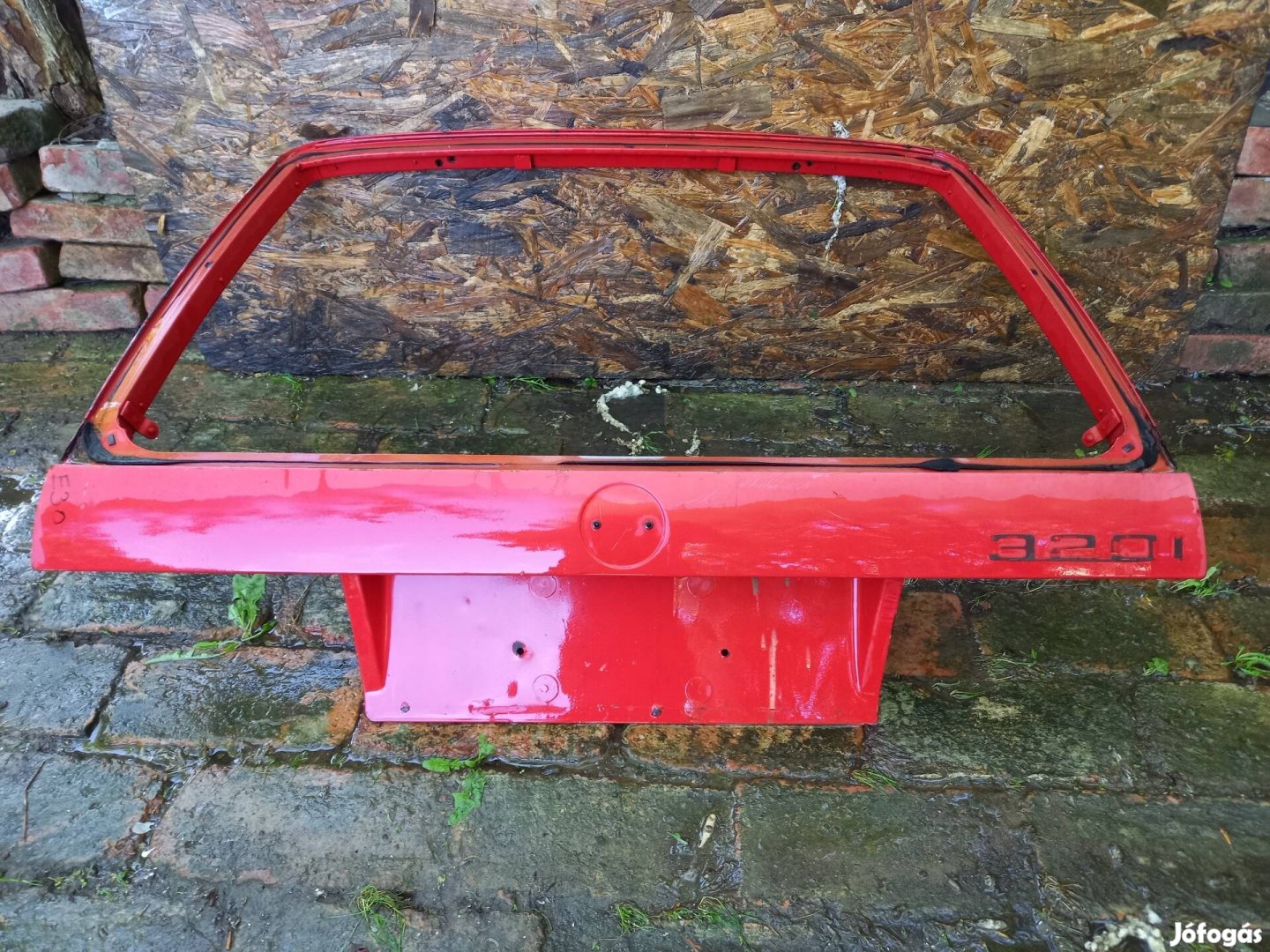 bmw e30 kombi csomagtérajtó