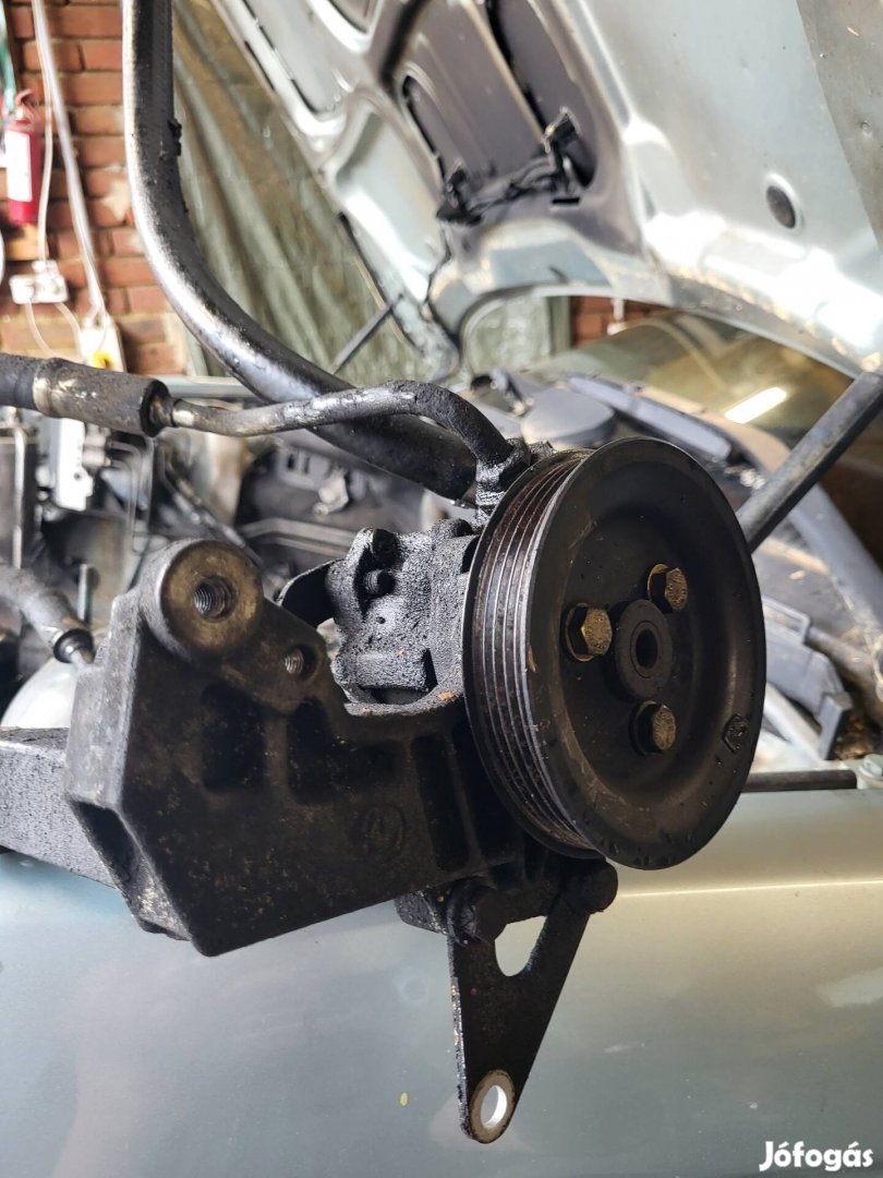 bmw e39 525 tds szervo szivatyu 