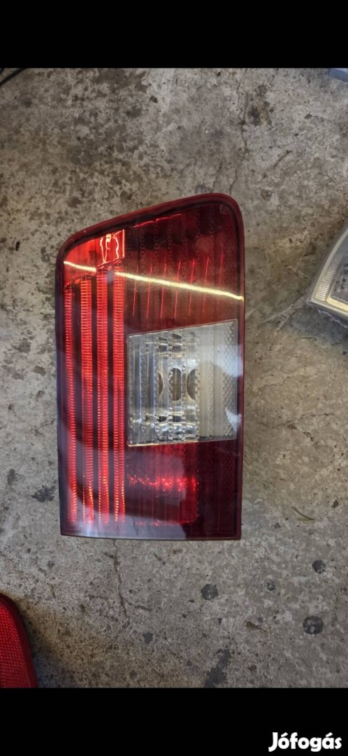 bmw e39 kombi ledes hatso lampa