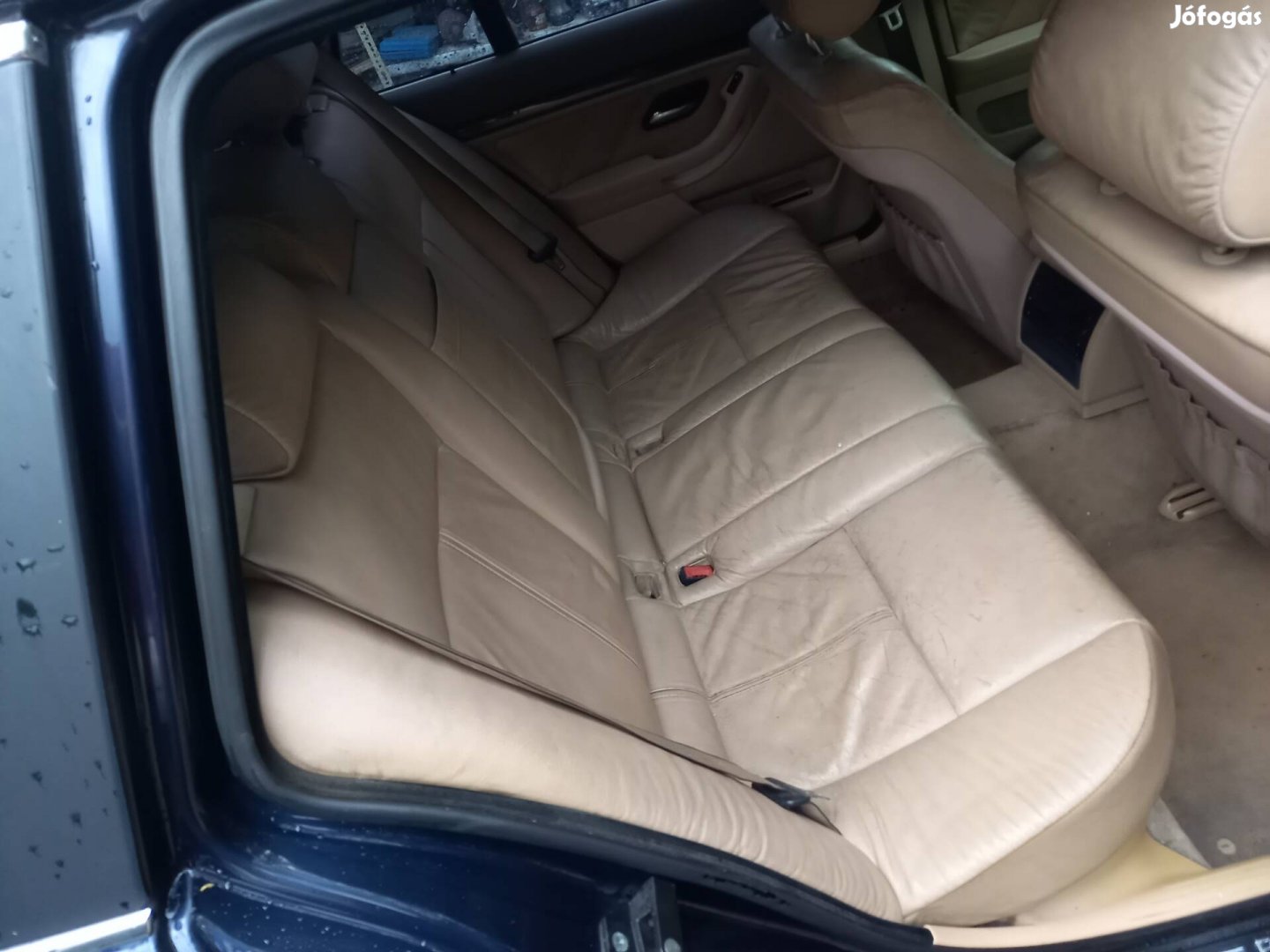 bmw e39 kombi vaj börbelsö ülés ajtókárpit bézs