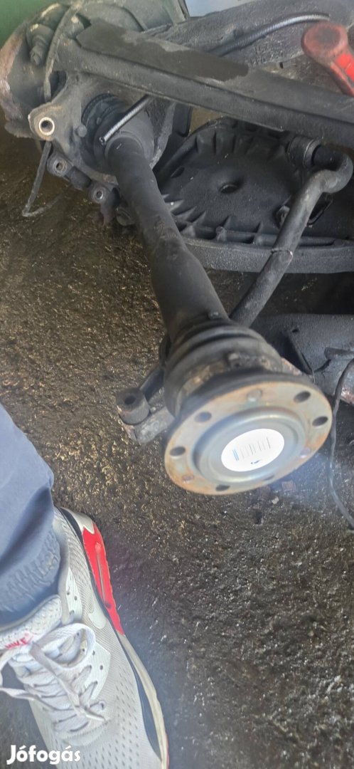 bmw e46 330d feltengelyek