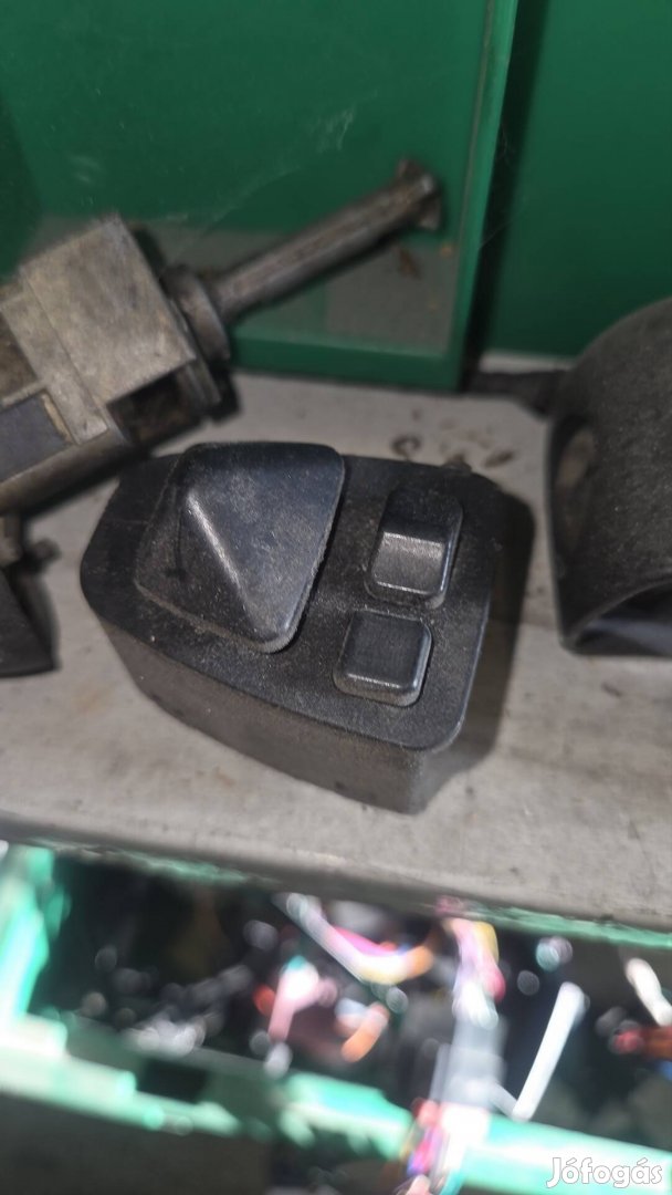 bmw e46 behajlos tukor gomb