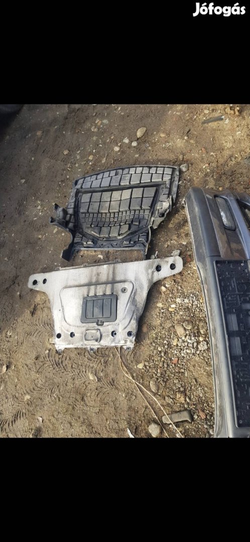 bmw e46 motor also burkolat