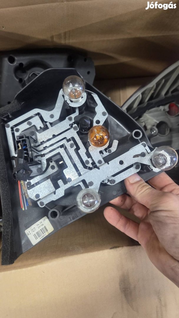 bmw.e46 sedan hatso lampa foglalat 