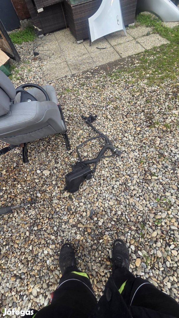 bmw e60 e61 kiegyenlito tartaly 