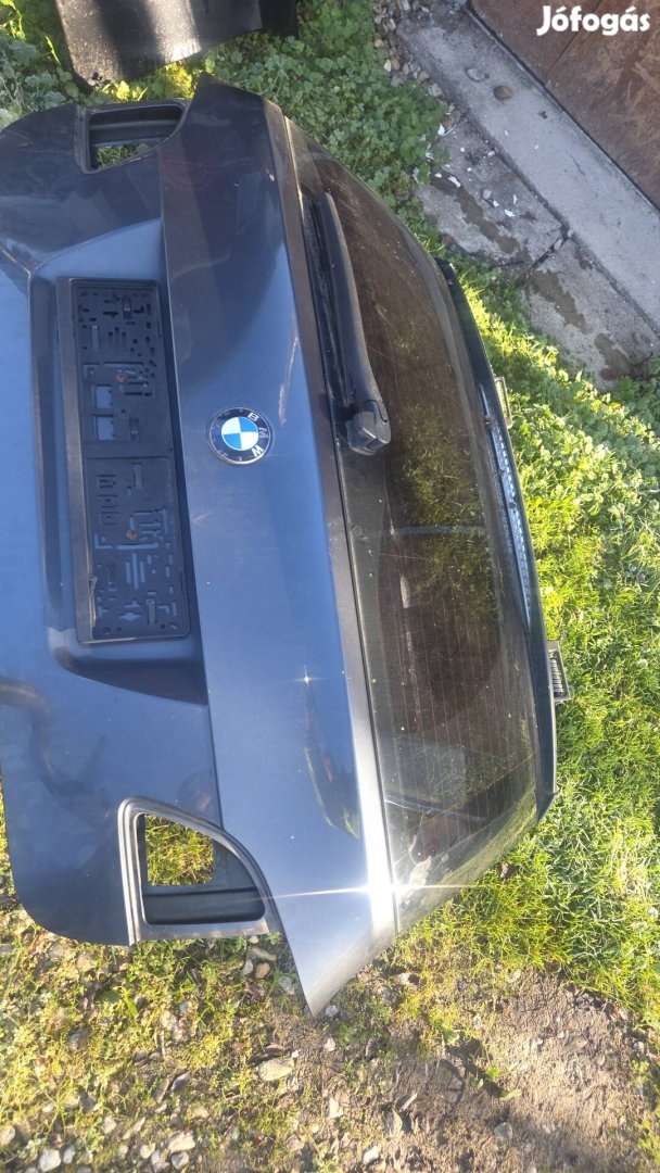 bmw e61 csomagter ajto
