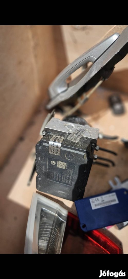 bmw e70 x5  e71 x6 3.0d abs tomb