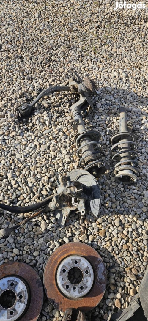 bmw e83 x3 2.0d 150 le elso lengescsillapitok 