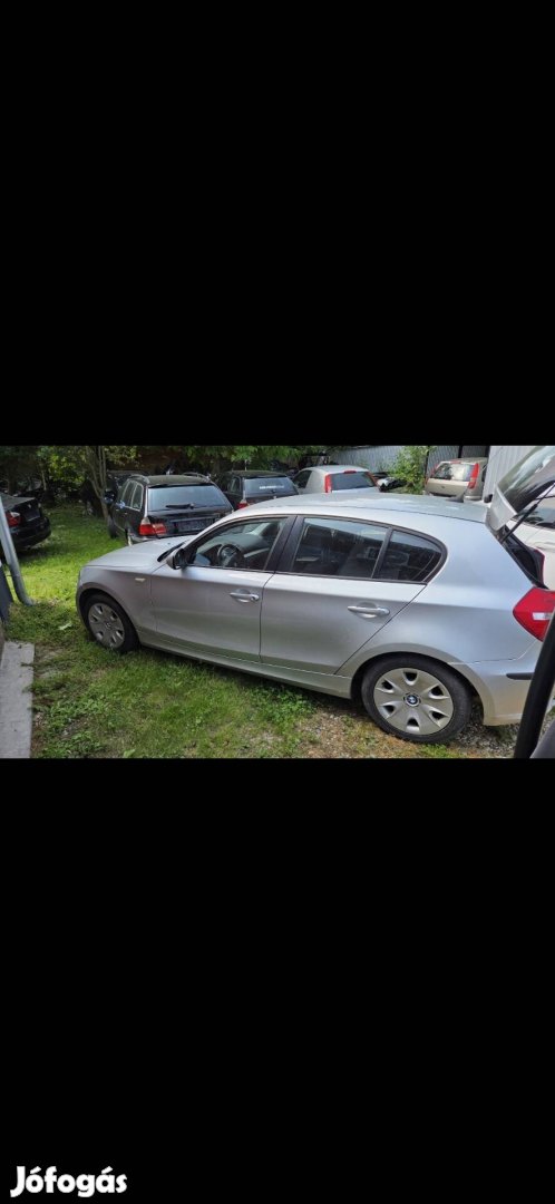 bmw e87 1 es bontott alkatreszek 