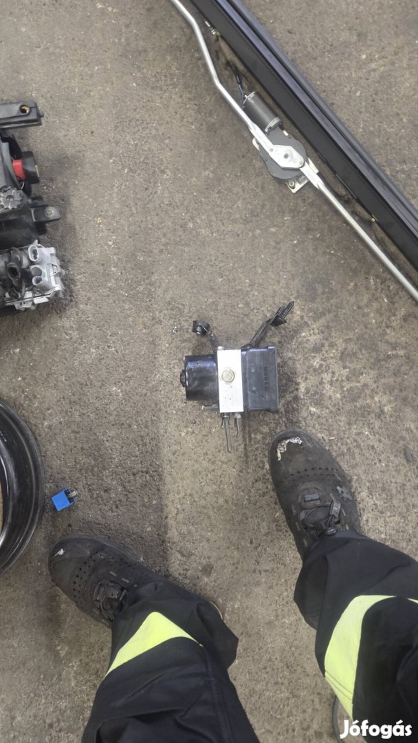 bmw e90.e91 e87 abs tomb