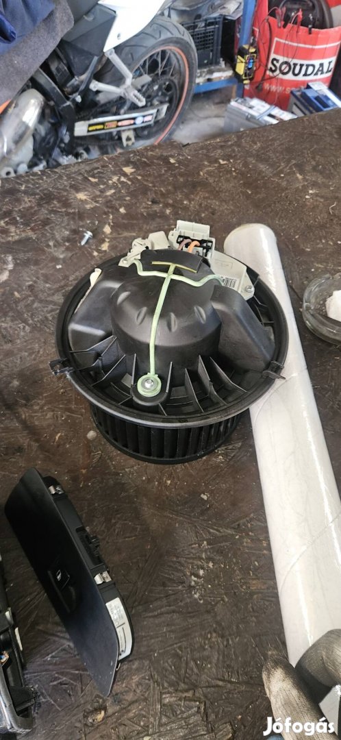 bmw.e90 e91 e87 futo ventilator 