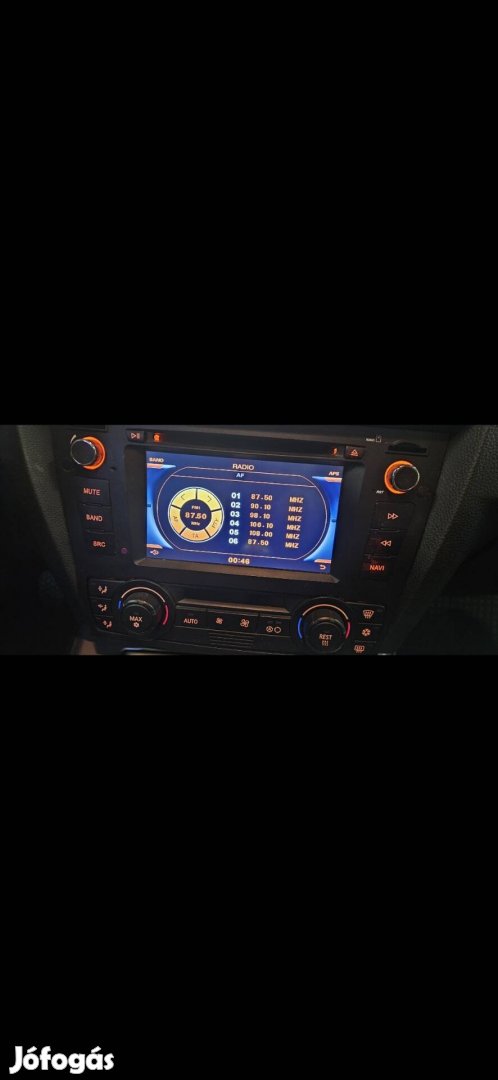 bmw e90 e91 magy kijelzos magno