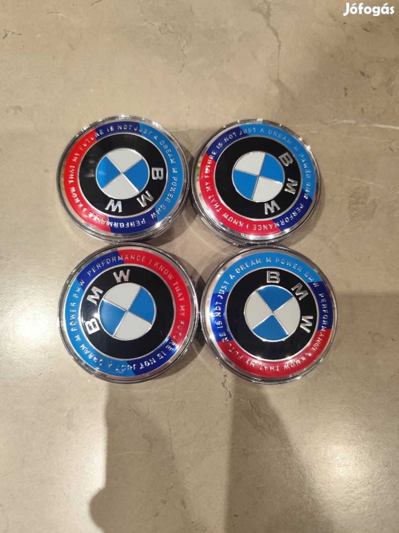 bmw performance felni kupak.  