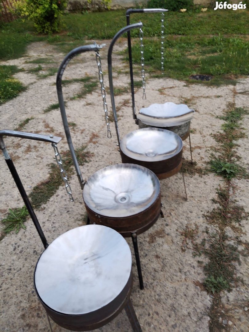 bográcsozó tűzrakó eladó