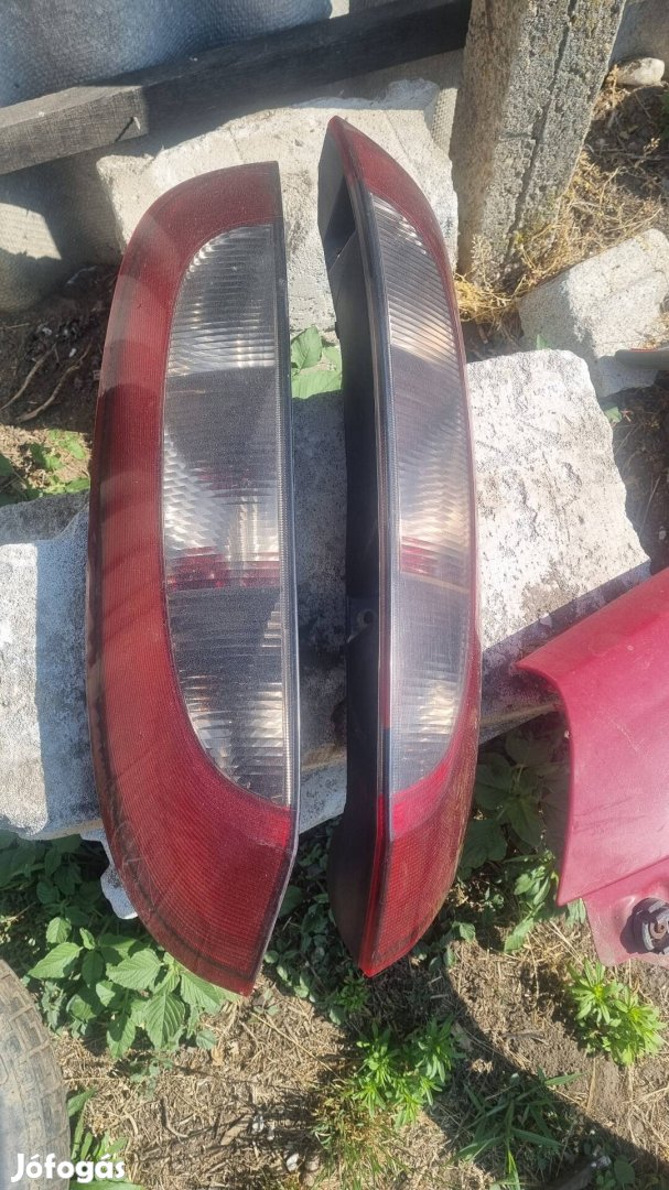 c corsa megmaradt alkatrésze 