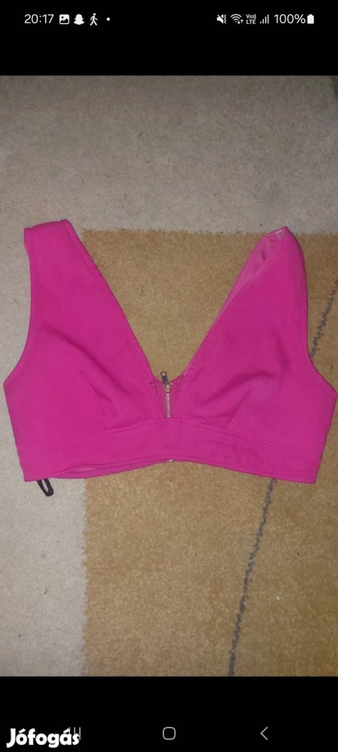 ciklámen cipzáros felső