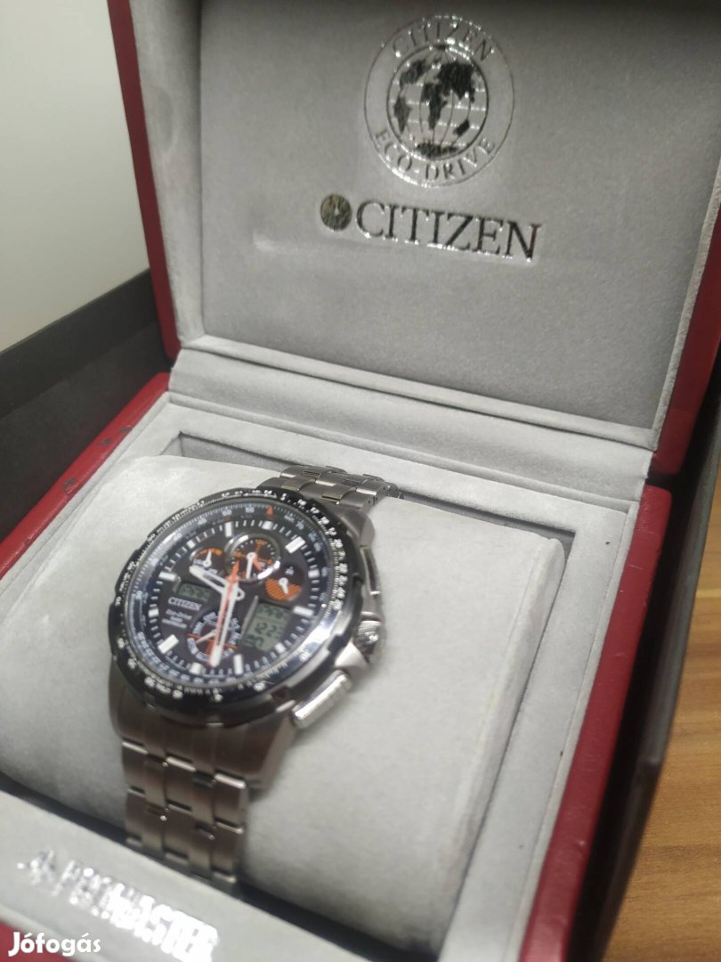 citizen Eco drive radio controll  skyhawk  titán!! (tissot certina )