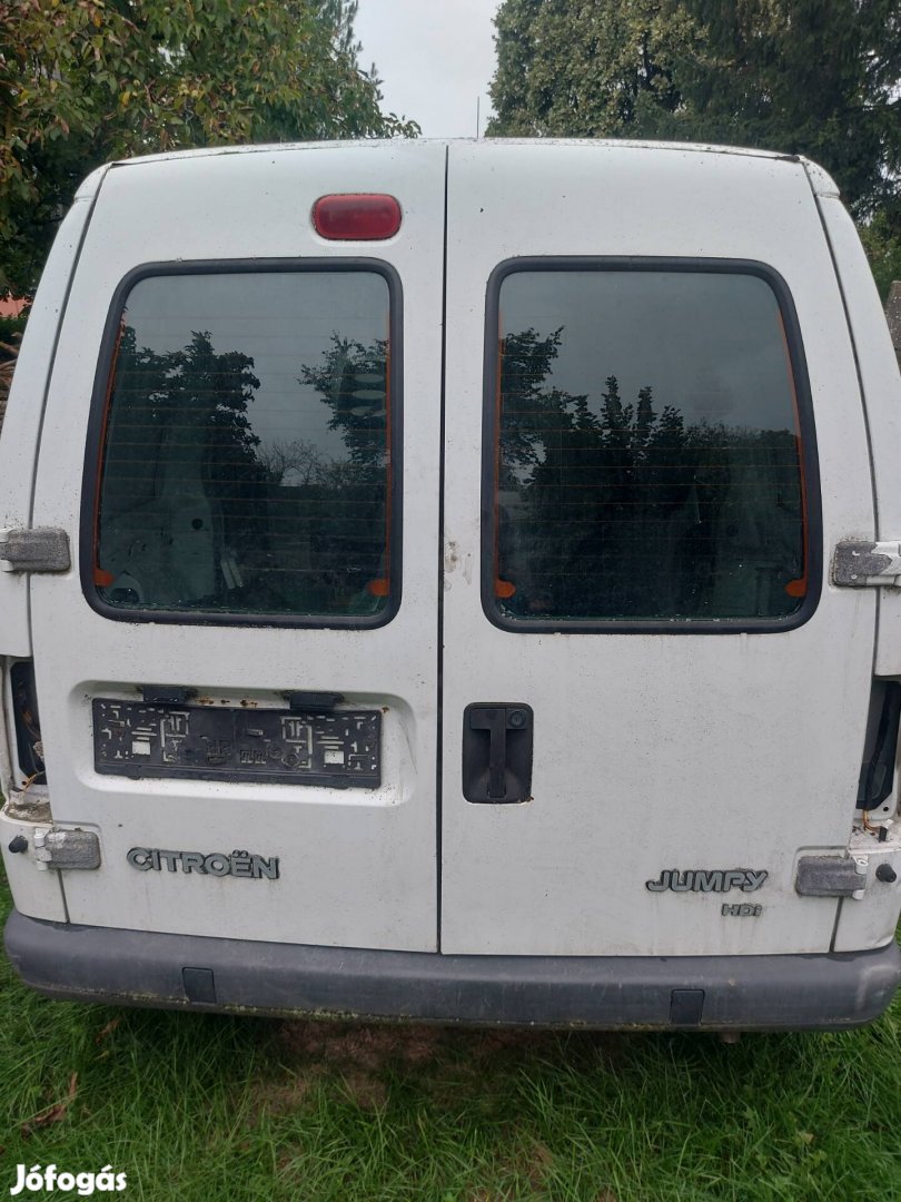 citroen jumpy 2.0hdi karoszéria elemek eladó 15000ft/db