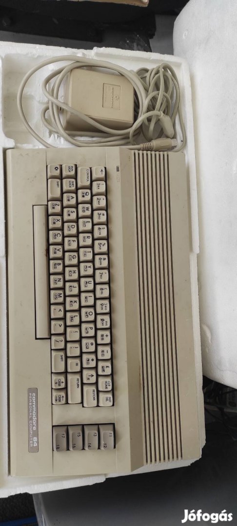 commodore 64 számítógép nyomtató joystick játékok stb