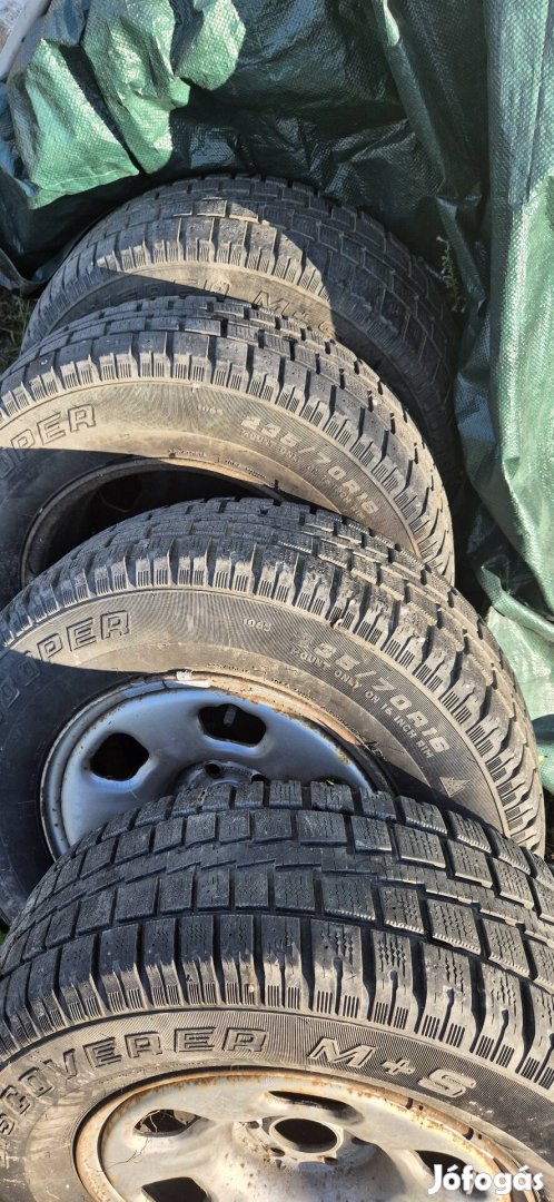 cooper discoverer M+S 235/70 r16 4db navara hilux L200