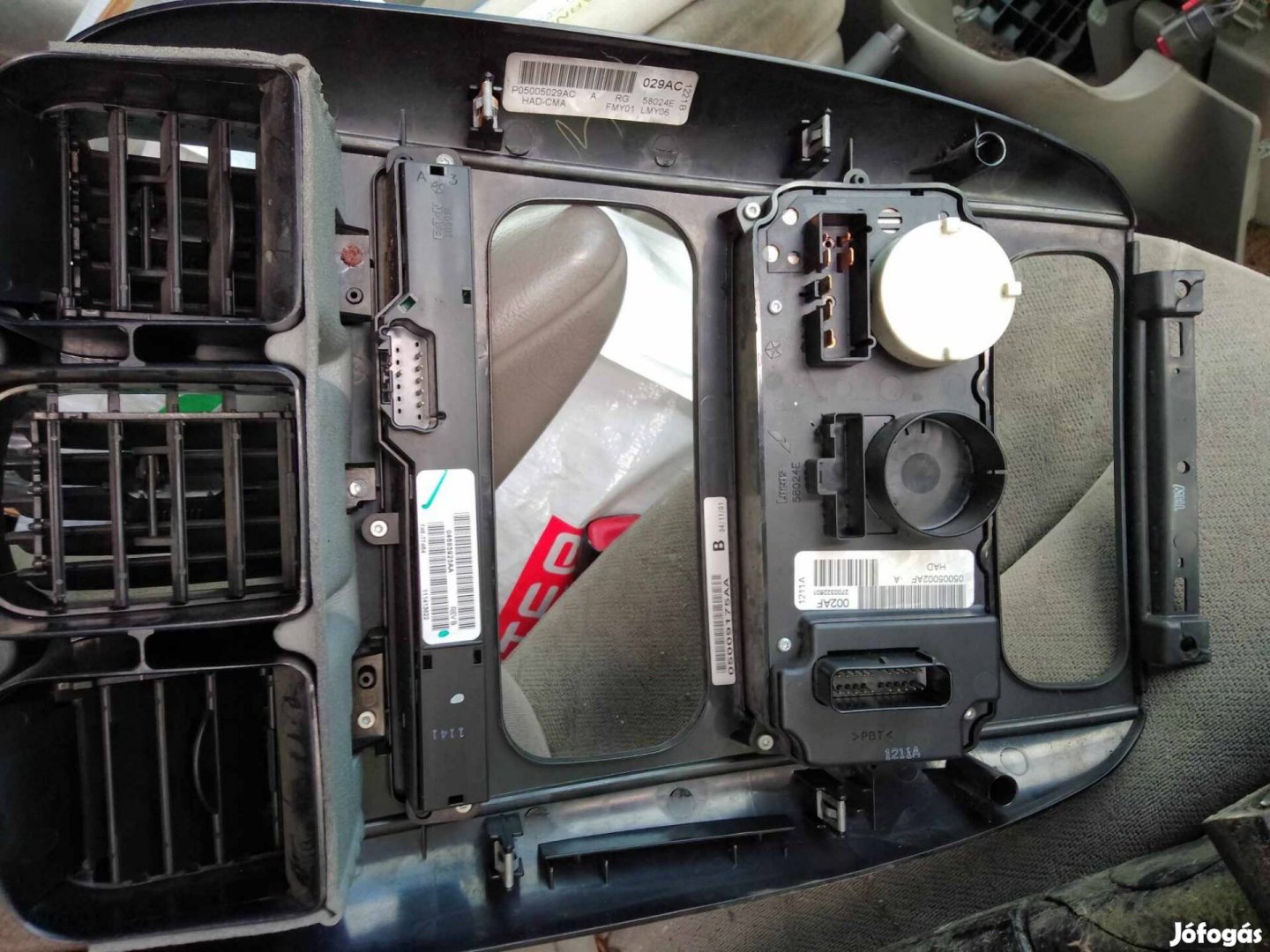 crayzler Voyager 2.5 crd középkonzol klíma vezérlővel 