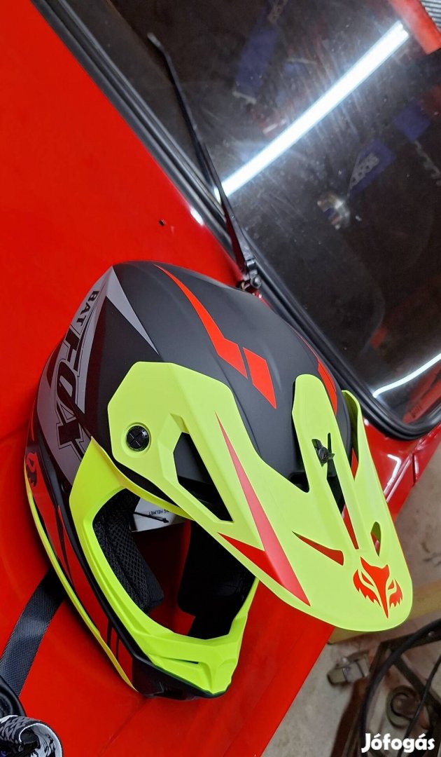 cross sisak, szemüveg